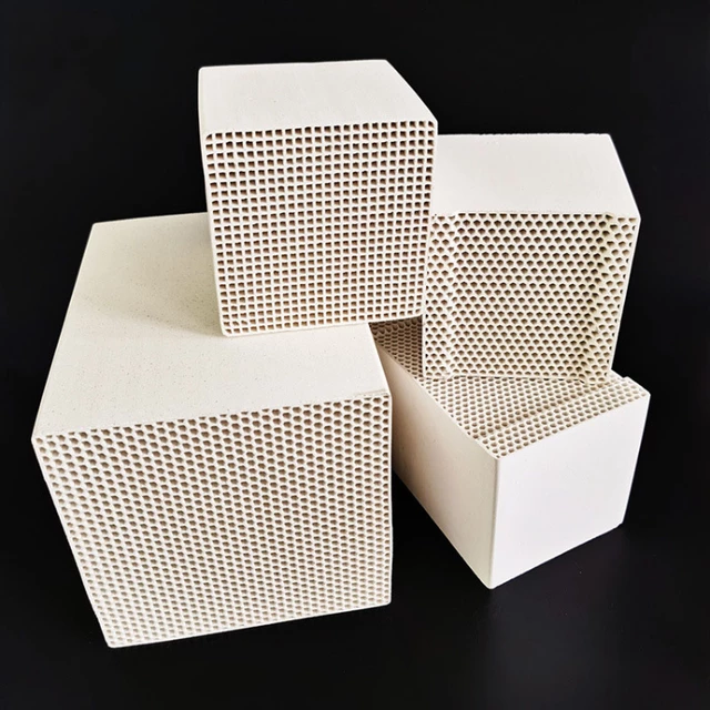 Ricambiatore di calore in ceramica ad alte prestazioni Rto Honeycomb Alumina Cordierite Ceramic Honeycomb Monolite di stoccaggio termico 2