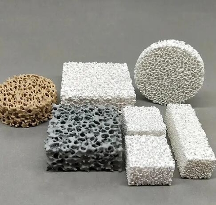 Filtro di schiuma in ceramica di allumina refrattaria ad alto porosità Filtri in ceramica di zirconio per fonderia