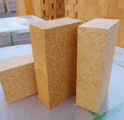 Produttori di mattoni refrattari per il fuoco Prezzo di mattoni per il fuoco ad alte prestazioni 230 X 114 X 65 mm Forno di mattoni di argilla per il fuoco in vendita