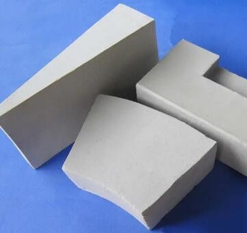 Materie chimiche resistenti agli acidi delle piante mattoni in ceramica per rivestimento del reattore di piscina mattoni a prova di acido