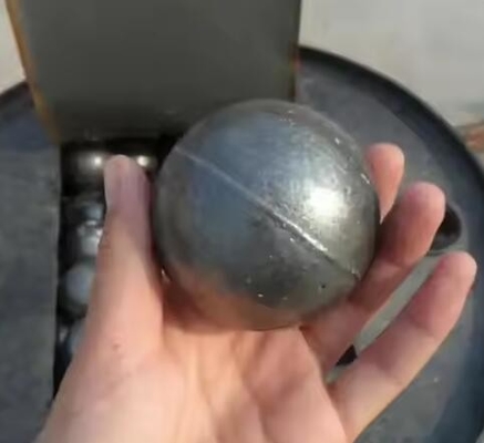 Crematura di alta cromo 20-180 mm sfera di media di macinazione forgiata per l'industria energetica del cemento minerario